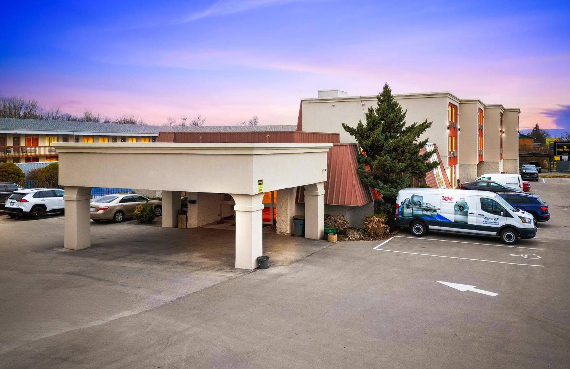 Niagara Lodge & Suites Экстерьер фото